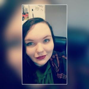 Meet your Posher, Carlie